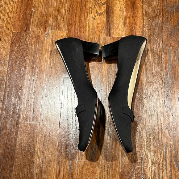 Ferragamo Authentic Salvatore Ferragamo Minuetto Black Pumps - Picture 6 of 10